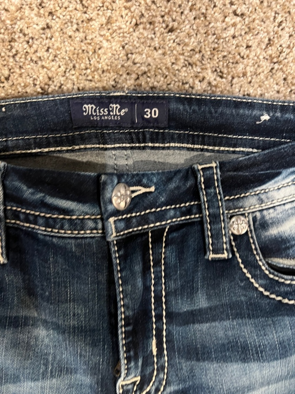 Miss Me Distressed Low Rise Ankle Skinny size 30 Americana style bling - Picture 5 of 9